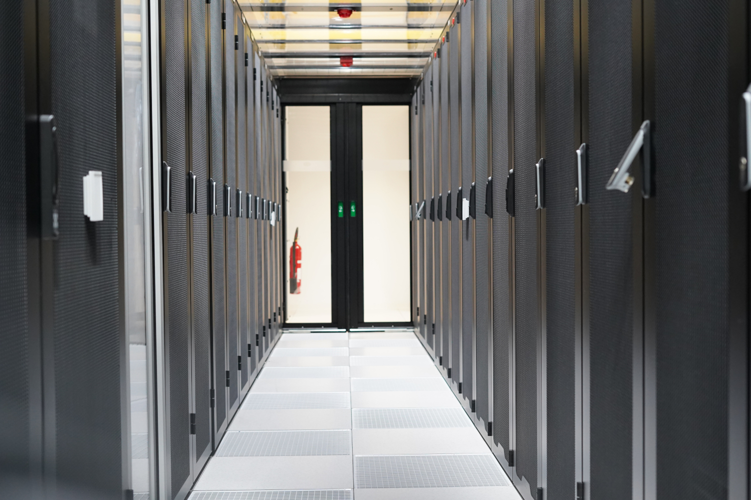 Equinix FR8